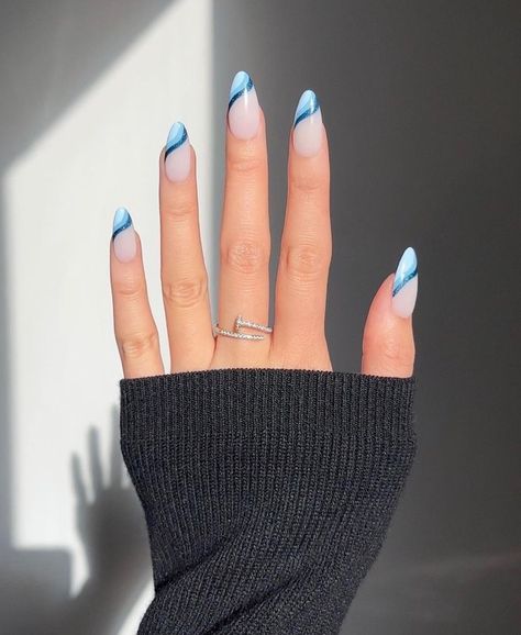 Idee Babyshower, Blue Nail Designs, Cute Gel Nails, Blue Nail, Blue Winter, Short Acrylic Nails Designs, Short Acrylic Nails, Best Acrylic Nails, Nail Polish Colors