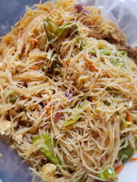 Quick and Easy Pancit Recipe | Allrecipes Chicken Pancit, Pancit Recipe, Chicken And Cabbage, Filipino Foods, Rice Noodle, Adobo Chicken, Asian Noodles, Healthy Bites, Cabbage Recipes