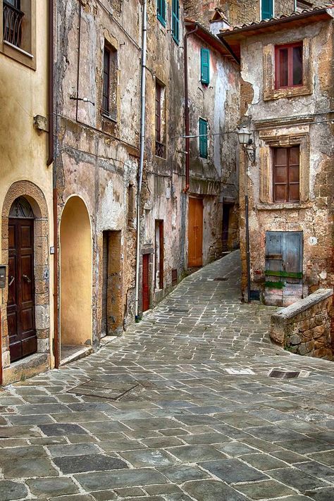 Streets of Sorano by CitizenFresh.deviantart.com on @DeviantArt Town Scape, Kingdom Of Italy, Tuscany Italy, A Town, The Republic, Siena, Online Art Gallery, Tuscany, Black Backgrounds