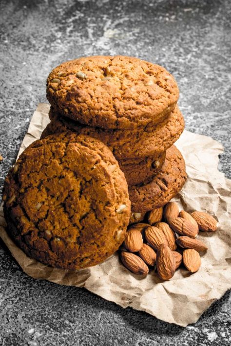 Nigella Almond Biscuits Recipe | British Chefs Table Chocolate Icing Recipes, Almond Flour Biscuits, Nigella Lawson Recipes, Almond Biscuits, Almond Shortbread Cookies, Homemade Biscuits Recipe, Easy Biscuit Recipe, Healthy Snack Bars, Almond Meal Cookies