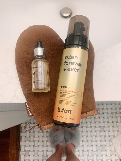 self-tanner routine Tall Girl Style, Tanning Routine, B Tan, Tanning Mitt, Tall Girl Fashion, Olive Undertones, Style Boy, Chicago Fashion, Tanning Mousse