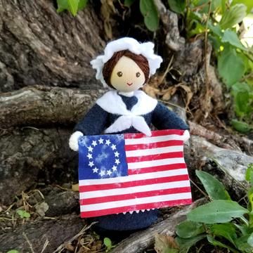 Betsy Ross Flag Miniature History Dolls – Wildflower Toys ™ Betsy Ross Project, Santa Claus Doll, Bendy Doll, Betsy Ross, Usa Clothing, Clothespin Dolls, Doll Stands, Boys Christmas, Dollhouse Dolls