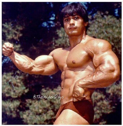 Danny Padilla Danny Padilla, Old School Bodybuilding, Arnold Schwarzenegger Bodybuilding, Best Bodybuilder, Schwarzenegger Bodybuilding, Joe Weider, Pumping Iron, Mr Olympia, Arnold Schwarzenegger