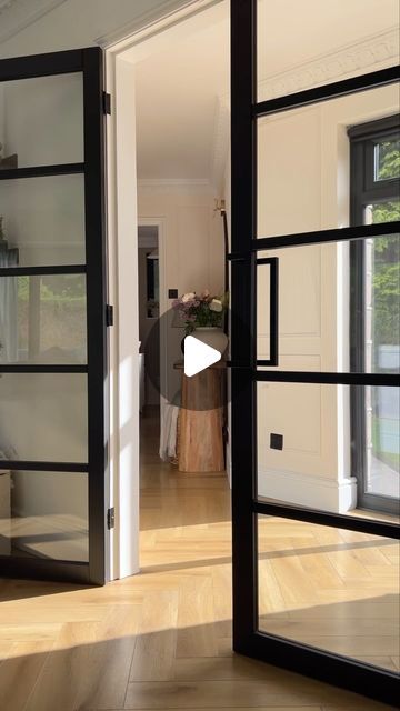 Kerry Kellett on Instagram: "When you want crittall style doors but £2K is a little bit out of your renovation budget…  We found the perfect alternative, these Lennox glazed doors from @howdensjoinery saving ourselves nearly £1.5k 🙌🏻  They have premium hardwood core and a solid, stile-and-rail construction for maximum durability and come in a wide choice of sizes is available to suit any space 🤌🏼  Will link in stories ✨ #crittall #crittalldoors #crittallstyle #glassdoors #glassdoordesign #glassdoor #internaldoors #renovationproject #budgetrenovation #hometransformation #homeinspo #homeinterior" Klk Interiors, Crittall Doors, Crittal Doors, Glass Door Design, Glazed Doors, Renovation Budget, Japandi Style, Glazed Door, Internal Doors