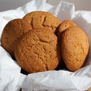 I am not a big fan of stem ginger, never have been but ginger in other forms is something I do like the taste of, especially in biscuits and cakes.  Gingernut biscuits have a warm slightly spicy ta… 100 Cookies Recipe, Ginger Nut Biscuits, Best Biscuit Recipe, Stem Ginger, Ginger Cookie Recipes, Easy Family Recipes, Ginger Biscuits, Ginger Nut, Great British Bake Off