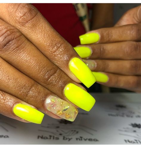 Lemon Juice From DND Lemon Juice Nails, Dnd Nails, Nails Dnd, Infinity Nails, French Tip Acrylic Nails, Protective Hairstyles Braids, Gorgeous Skin, Almond Nail, Toes Designs