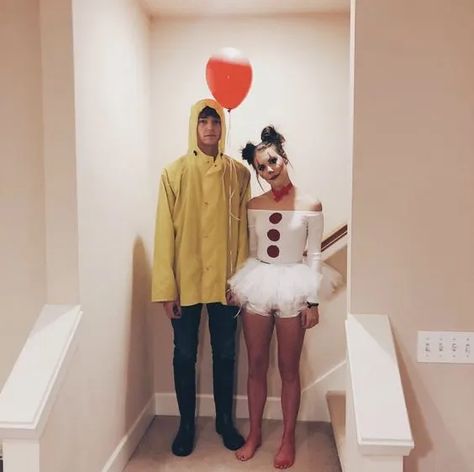 It Couples Costume Clown, Penny Wise Couple Costume, Penny Wise And Georgie Costume Couple, It And Georgie Costume, Penny Wise And Georgie, It And Georgie Costume Couple, Penny Wise And Georgie Costume, Georgie It Costume, Penny Wise Costume Women