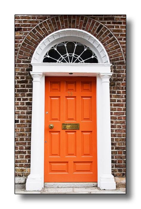 Irish doors   ..rh Irish Doors, Georgian Doors, Window Architecture, Building A Door, Front Door Entryway, Door Images, Gorgeous Doors, Door Entryway, Entrance Foyer