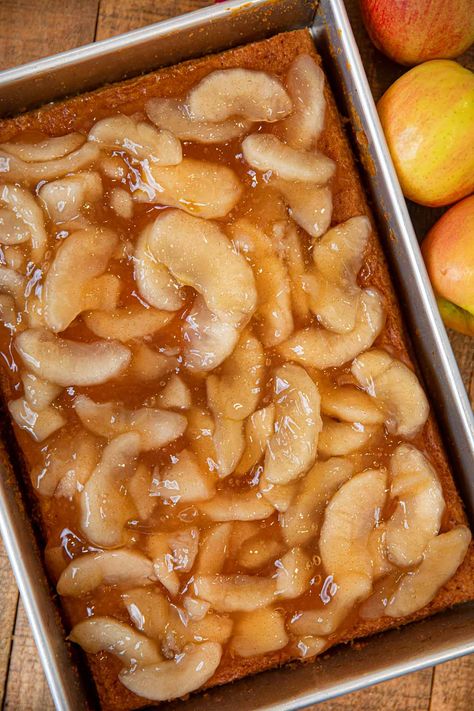 Apple Cake in silver baking pan with apple pie filling on top Cake With Apple Pie Filling, Apple Sheet Cake Recipe, Apple Sheet Cake, Pantry Recipe, Easy Delicious Cakes, Best Apples For Baking, Sheet Cake Recipe, Easy Apple Cake, Homemade Apple Pie Filling