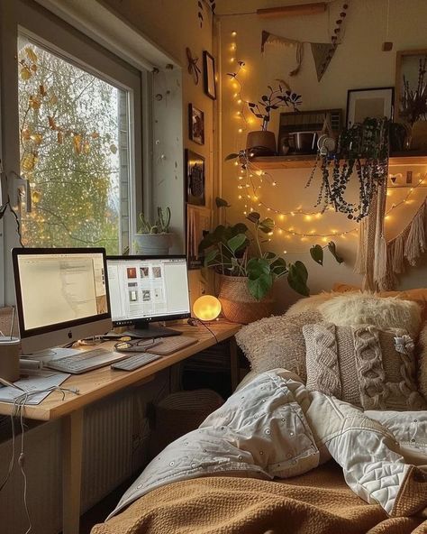 Cozy Bedroom Office Ideas, Cozy Bedroom With Desk, Frog Setup, Bedroom With Desk, Yellow Blanket, Bedroom Built Ins, Cozy Bedroom Design, Cozy Desk, Bedroom Color Combination