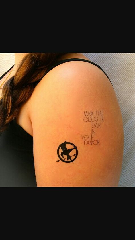 Mockingjay Tattoo, Hunger Games Tattoo, Games Tattoo, Bookish Tattoos, Hunger Games Movies, Movie Tattoo, Cute Tats, Hunger Games Trilogy, Small Tattoo Designs