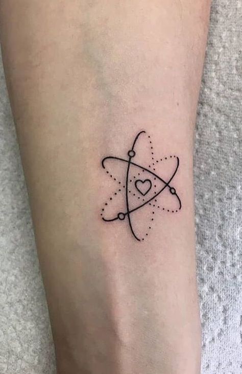 Untitled Tato Minimal, Tato Henna, Cat Tattoos, Inspiration Tattoos, Small Tattoos Simple, Bff Tattoos, Tiny Tattoo, Diy Tattoo, Tattoo Feminina