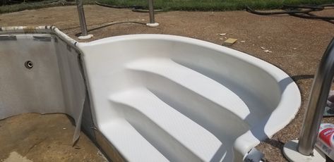 Pool Steps Inground, Diy Pool Heater, Swimming Pool Steps, Pool Repair, Fiberglass Pool, Fiberglass Swimming Pools, Entry Stairs, Pool Steps, Pool Heater