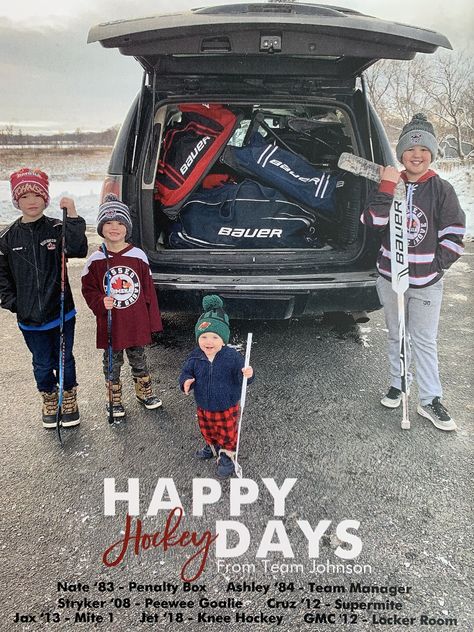 Hockey Family Christmas Pictures, Family Hockey Photo Ideas, Hockey Family Pictures, Hockey Pictures Ideas Kids, Hockey Team Pictures, Hockey Christmas Card, Christmas Hockey, Hockey Family, Hockey Photos