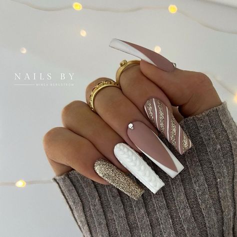 50 Cute Winter 2022 Nails to Inspire You Winter 2022 Nails, 2022 Nails, Nails 2022, Sweater Nails, Fall Acrylic Nails, Acrylic Nails Coffin Pink, Long Square Acrylic Nails, Nail Swag, White Nail