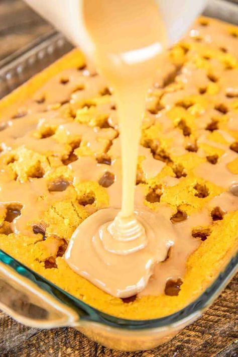 Pumpkin Cake With Sweetened Condensed Milk, Spiced Pumpkin Poke Cake, Poke Cake Recipes Pumpkin, Easy Pumpkin Spice Cake 3 Ingredients, Pumpkin Cake Yellow Cake, Pumpkin Poke Cake With Caramel, Pumpkin Spice Poke Cake Recipe, Fall Yummy Recipes, Spice Cake Poke Recipes