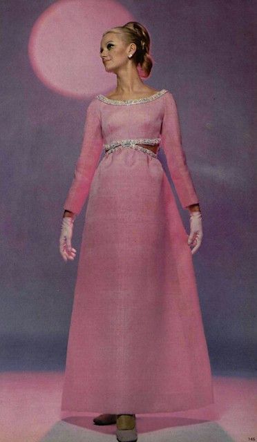 GIVENCHY 1968 | Meanredz | Flickr 1960s Gown Evening Dresses, 60s Long Dress, 60s Evening Gown, 1960s Evening Gown, Pink Evening Gowns, Mothers Gowns, Balenciaga Dress, Givenchy Couture, Cristobal Balenciaga