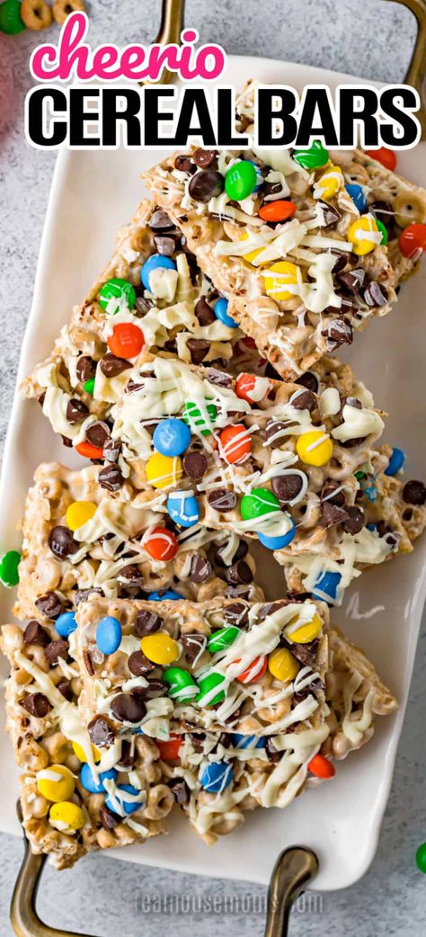 Treats Made With Cheerios, Cheerios And Marshmallows, Cheerio Cereal Bars, Cheerio Recipes, Recipe Using Cheerios, Cheerios Dessert, Wic Recipes, Cereal Treat Bars, Cheerios Snacks