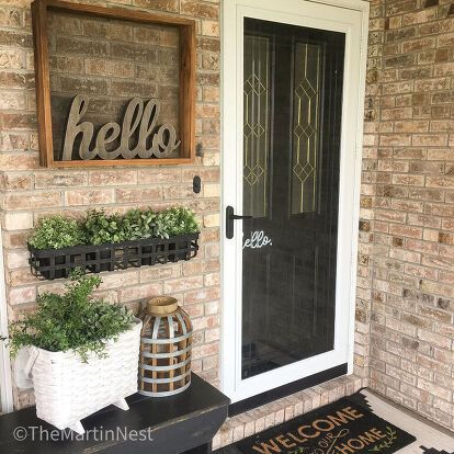 Asymmetrical Front Porch Decor, Small Front Step Decor, Small Porch Decorating, Front Door Hardware, Small Porch, Front Stoop, Porch Decorations, Front Porch Design, Front Door Porch