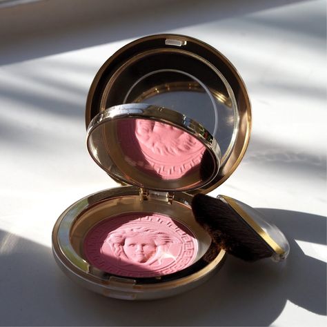 Versace Compact Blush 1998 | British Beauty Blogger Versace Products, Vintage Makeup Products, Versace Makeup, Bb Cream Foundation, Makeup Spray, Luxury Cosmetics, Vintage Cosmetics, Liquid Eyeshadow, Vintage Makeup