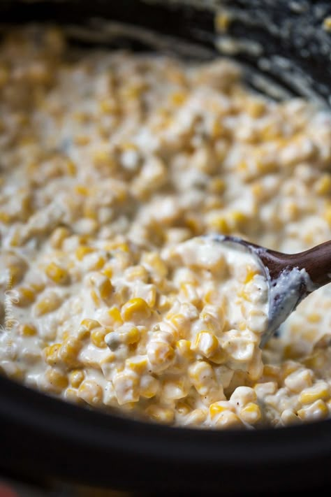 Cream Corn Recipe Crock Pot, Creamy Corn Dip, Slow Cooker Creamed Corn, Hot Corn Dip, Creamed Corn Recipes, Hot Corn, Southern Plate, Corn Dip, Creamy Corn