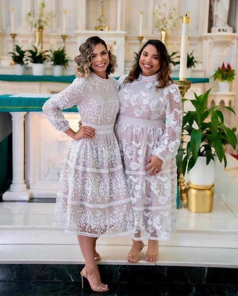 Baptism Outfit Women, Round Dress, Baptism Outfit, Indian Gowns Dresses, Indian Gowns, Special Dresses, Fashionista Clothes, Wardrobe Style, Curvy Outfits