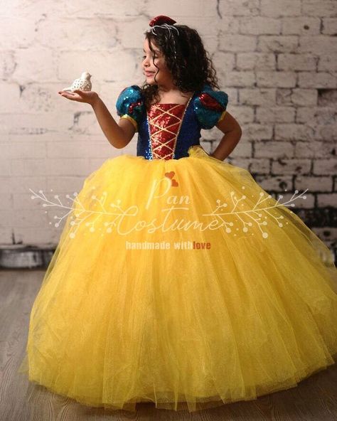 Snow White Costume,Snow White Birthday Dress,Party Gown,Yellow Skirted Dress White Birthday Dress, Snow White Tutu, Pleated Bag, Snow White Birthday Party, Snow White Dresses, Snow White Costume, Anna Disney, Snow White Birthday, White Costume