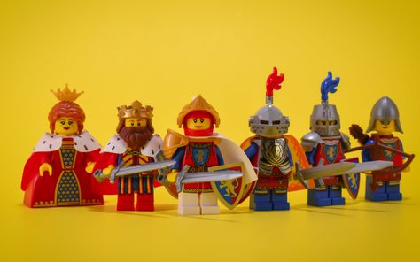 Lion Knights | L->R - Lion Queen: Long live the Queen - Lion… | Flickr Minecraft Lion Statue, Lion Knight Fantasy Art, Knight Commander, Lego Fright Knights, Castle Guard, Lion Knight, Kings Guard, Lion Queen, Lego Lion Knights