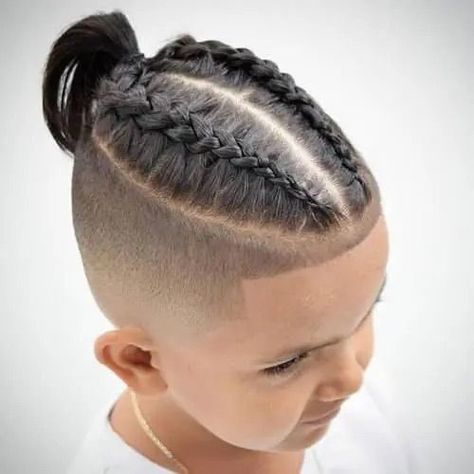 Boy Ponytail, Boys Ponytail, Ponytail Haircut, Trendy We Fryzurach, Boy Braids Hairstyles, High Fade Haircut, Braids For Boys, Ponytail Hairstyle, Messy Short Hair