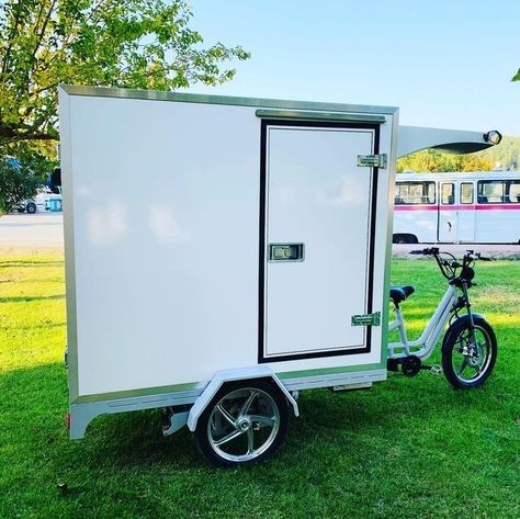 Coach Bed, Bike Wagon, Bike Food, Vintage Honda Motorcycles, Bike Cargo Trailer, Modern Bicycle, Bicycle Diy, Mobile Coffee Shop, Electric Cargo Bike