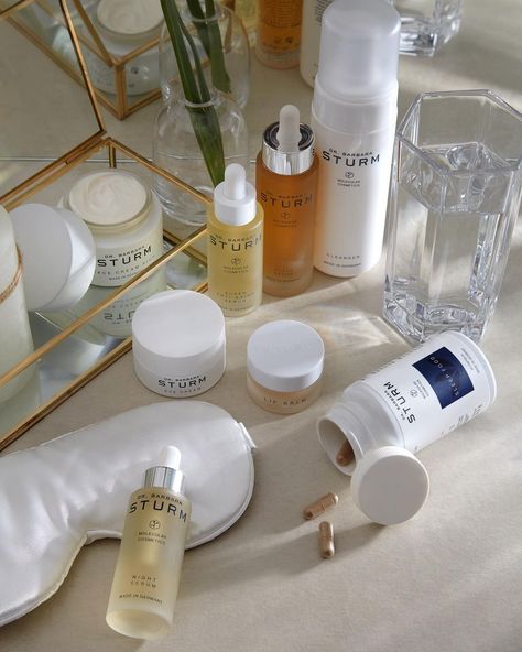 Dr. Barbara Sturm’s Instagram profile post: “Dr. Barbara Sturm’s Night-Time Routine 😴 💤 A must for healthy, glowing skin ⁣ ⁣ At night, our bodies repair themselves and our skin…” Barbara Sturm Skincare, Night Time Routine Aesthetic, Dr Barbara Strum, Skincare Organiser, Dr Barbara Sturm, Barbara Sturm, Makeup Wishlist, Time Routine, Night Time Routine