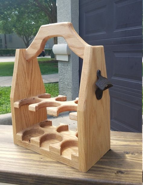 Custom Oak beer caddy made to show your favorite beer with great style. Beer Tote, Beer Caddy, Beer Crate, Beer Box, Beer Storage, Simple Woodworking Plans, Backyard Furniture, Into The Wood, Diy Holz