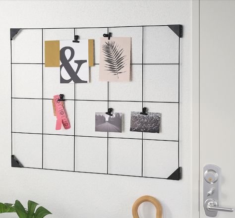 A grid panel that'll turn your wall into a DIY bulletin board, so you can hang up pictures, cards, and other knickknacks. Plus, it comes with a set of clips, so you can hang things up right away. Ikea Notice Board, Boys Bunk Bed Room, Office Workspace Interior Design, Wire Memo Board, Clipboard Wall Art, New Appartement, Diy Bulletin Board, Office Redo, Grid Panel