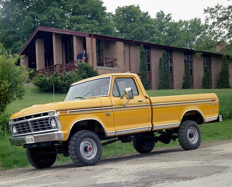 1974 Ford F-250 Ranger XLT Styleside | 1974 Ford F-250 Range… | Flickr 1975 Ford F250, 1979 Ford Truck, Toyota Pickup 4x4, Future Trucks, Trucks Ford, Old Ford Trucks, Lifted Ford, Ford 4x4, Truck Pictures