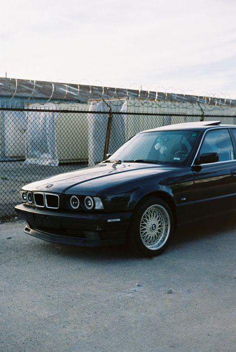 Enhance your decor with a captivating poster of the 1995 BMW e34 (525i), a timeless piece of car photography that epitomizes vintage car elegance. This premium wall art showcases the clean car aesthetic of the classic sports car, making it a perfect addition to any room. Celebrate the allure of vintage cars with this exquisite digital art, a must-have wallpaper for car enthusiasts. Bmw 525i 1995, Photography 4k, Bmw 525i, Bmw E34, Clean Car, Bmw Wallpapers, Car Wall Art, Car Aesthetic, Classic Sports Cars