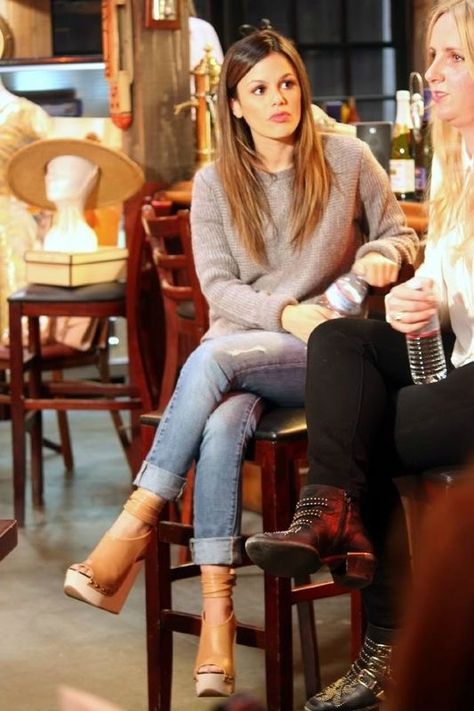 Rachel Bilson Hair, Zoe Hart Style, Rachel Bilson Style, Zoe Hart, Petite Celebrities, Hart Of Dixie, Rachel Bilson, Kendall Jenner Outfits, Diane Kruger