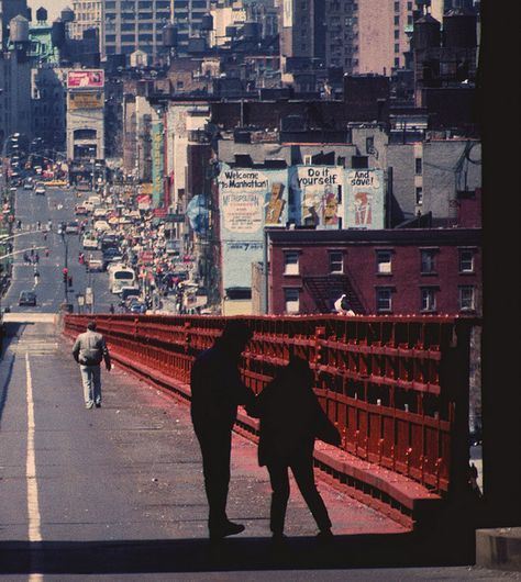 Williamsburg Bridge Walkway 70'-80s 1980s Nyc, Bridge Walkway, Bridge Photos, Williamsburg Bridge, Breathtaking Photography, Gordon Parks, Lower East Side, Hudson River, Dream City