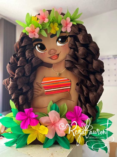 Moana Birthday Party Ideas Centerpieces, Pinata Making, Moana Diy, Homemade Pinata, Moana Theme Birthday, Moana Theme, Birthday Pinata, Piñata Ideas, Moana Party