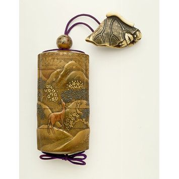 Netsuke Japanese Inro, Japanese Edo Period, Japanese Lacquerware, Japanese Literature, Heian Period, Cherry Trees, Hens And Chicks, Japanese Antiques, Museum Collection