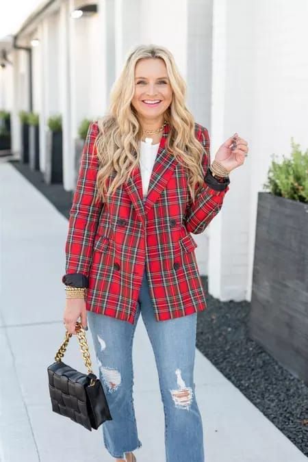 Tartan Blazer Outfit, Plaid Blazer Outfit Women, Blazer Outfit Women, Plaid Blazer Outfit, Blue Plaid Suit, Red Plaid Jacket, Plaid Outfit, Plaid Shirt Outfits, Plaid Suit Jacket