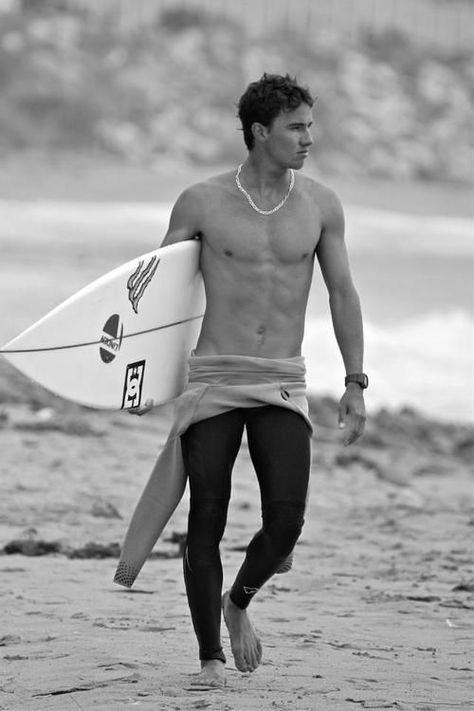 Angelo Lozano mexican surfer Surf Boys, Hot Surfers, Surfer Guys, Surfer Hair, Surfer Boys, Surfer Dude, Surf Style, Shirtless Men, Live Love