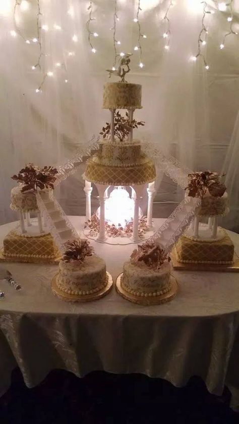 - Fountain and staircase wedding cake. 27 Sept, 2014 Staircase Cake, Staircase Wedding Cake, Advanced Cake Decorating, Cakes Quinceanera, Staircase Wedding, Fountain Wedding Cakes, Fountain Wedding, Wedding Staircase, Bling Wedding Cakes