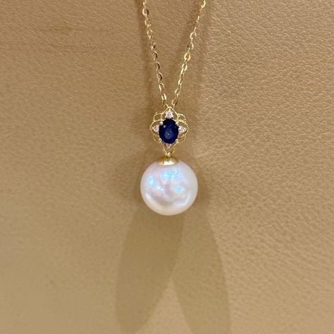 💎 Discover the timeless beauty of our Vintage 18K Solid Gold Genuine Sapphire Pearl Pendant Necklace! 💎 Experience the elegance of this exquisite piece, featuring a stunning 0.30ct genuine sapphire, surrounded by delicate cubic zirconia side stones, and a lustrous AAA natural freshwater pearl. Set in luxurious 18K solid yellow gold, this necklace offers both sophistication and charm, making it perfect for engagements, anniversaries, or as a special gift. ✨ Product Details: Material: Premiu... Engagement Necklaces, Charm Making, Pearl Set, Pearl Pendant Necklace, Sapphire Necklace, Jewelry For Her, Gift Product, Chic Jewelry, Elegant Jewelry