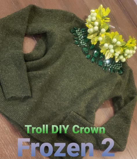 Frozen 2 DIY Troll Crown and matching sweater. The sweater is from H&M I got used from Mercari app about $11. The crown is made with all Dollar Tree items like headpiece, flowers, last but not least.... hot glue. Troll Costume Diy, Frozen Costume Diy, Frozen Trolls, Headpiece Flowers, Minnie Mouse Halloween Costume, Frozen Diy, Troll Costume, Mouse Halloween, Frozen Costume