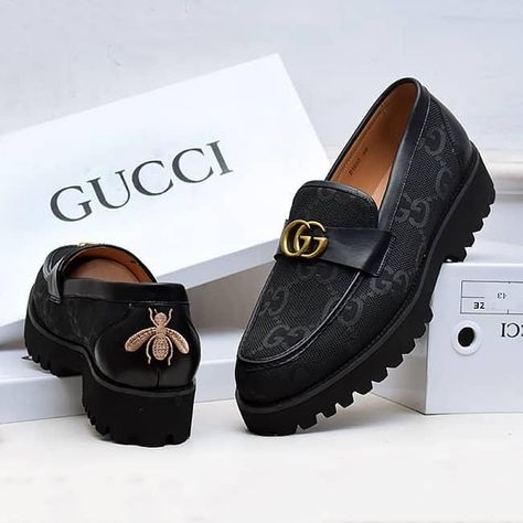 Formal Shoes For Men Classy, Versace Shoes Mens, Best Sandals For Men, Gucci Shoe, Gents Shoes, Classy Outfits Men, Black Shoes Men, Gentleman Shoes, Sandals For Men