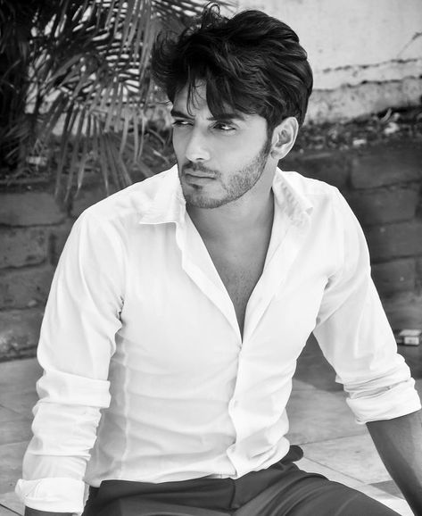 Black Dps For Boys, Black Dps, Dps For Boys, Black Dpz, Yeh Jadu Hai Jinn Ka, Vikram Singh Chauhan, Jadu Hai Jinn Ka, Best Fb Profile Pic, Black Dp