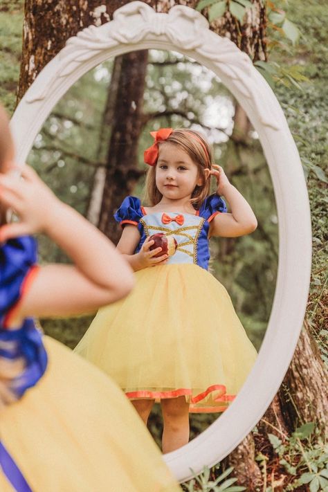 Disney Princess Photoshoot, Disney Princess Photography, 3rd Birthday Pictures, Princess Shoot, Princess Photoshoot, Princess Shot, Princess Photo Shoot, Kid Pictures, Princess Theme Birthday