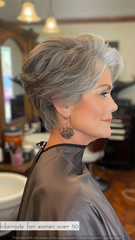 Wedge Haircuts, Wedge Haircut, Short Silver Hair, Grey Hair Inspiration, Gray Hair Cuts, Grey Hair Styles For Women, Short Hairstyles For Thick Hair, Mom Hairstyles, Haircut For Older Women