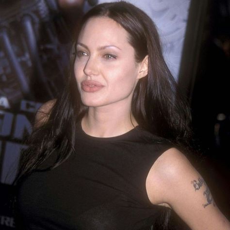 Feminine Aesthetic, Aesthetic Aesthetic, Famous Women, Iconic Women, Nature Aesthetic, Angelina Jolie, Aesthetic Girl, Hair, Black