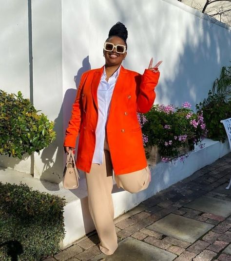 Chic Fitted Orange Outerwear, Chic Fitted Orange Blazer, Chic Orange Long Sleeve Blazer, Tailored Long Sleeve Orange Outerwear, Luxury Orange Long Sleeve Blazer, Corte De Cabelo Masculino, Colored Blazer, Burnt Orange, Color Combos